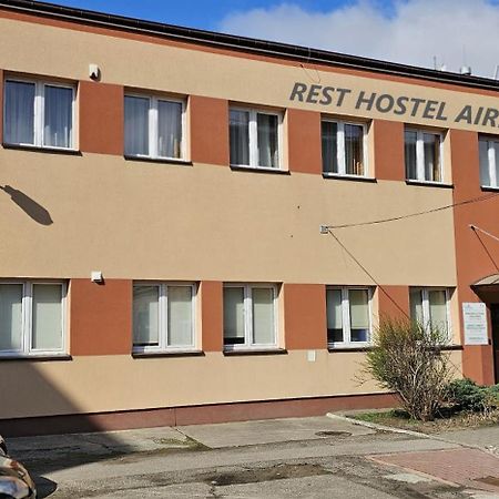 Rest Hostel Airport Modlin Nowy Dwór Mazowiecki Dış mekan fotoğraf